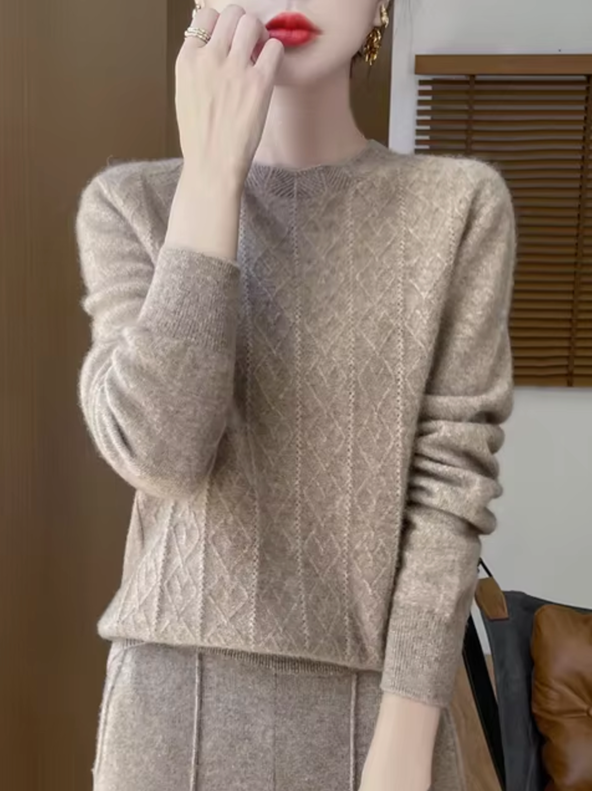 Akia – Cashmere Wool Knit Sweater