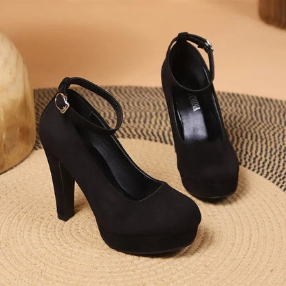 Zafira – Elegant Platform Shoes