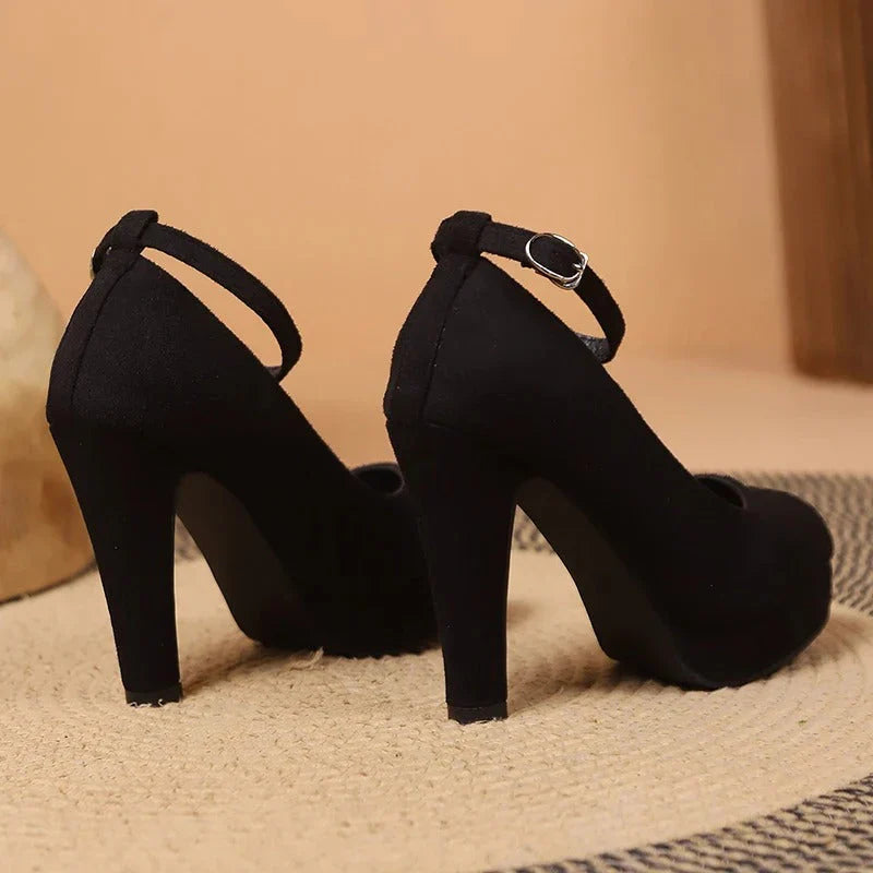 Zafira – Elegant Platform Shoes