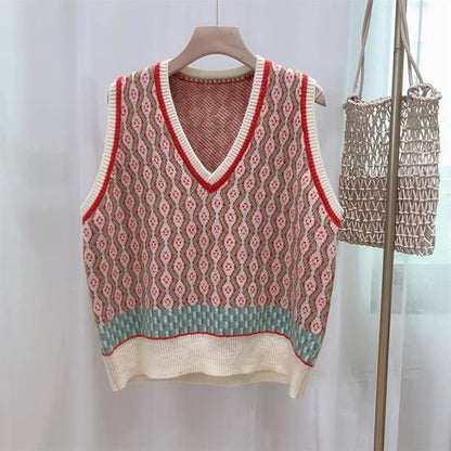 Almira – Knitted Round Neck Sleeveless Vest