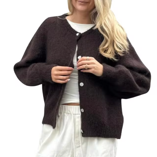 Joca – Knitted Cardigan with Button