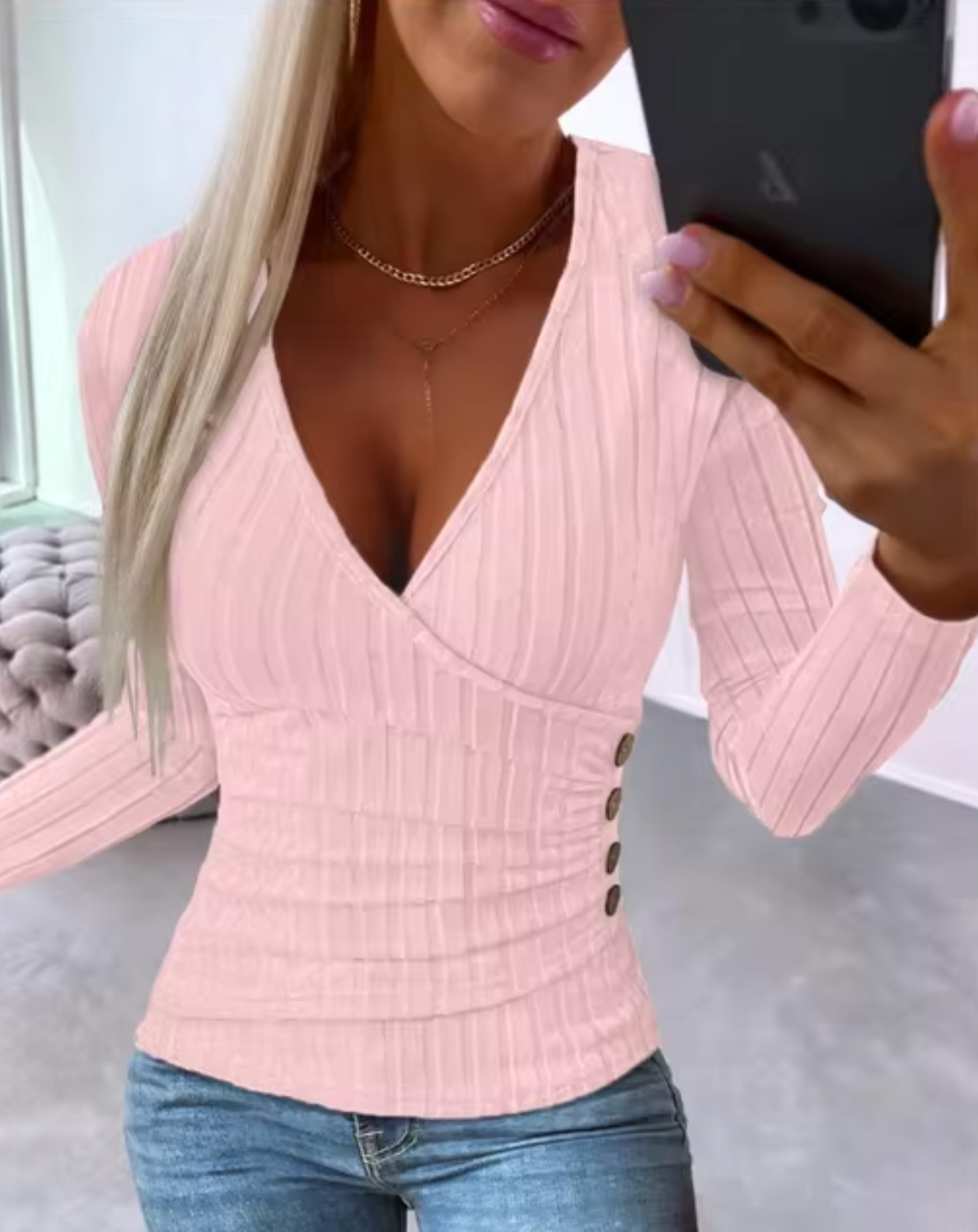 Elia - Knitted V-neck Long Sleeves Top