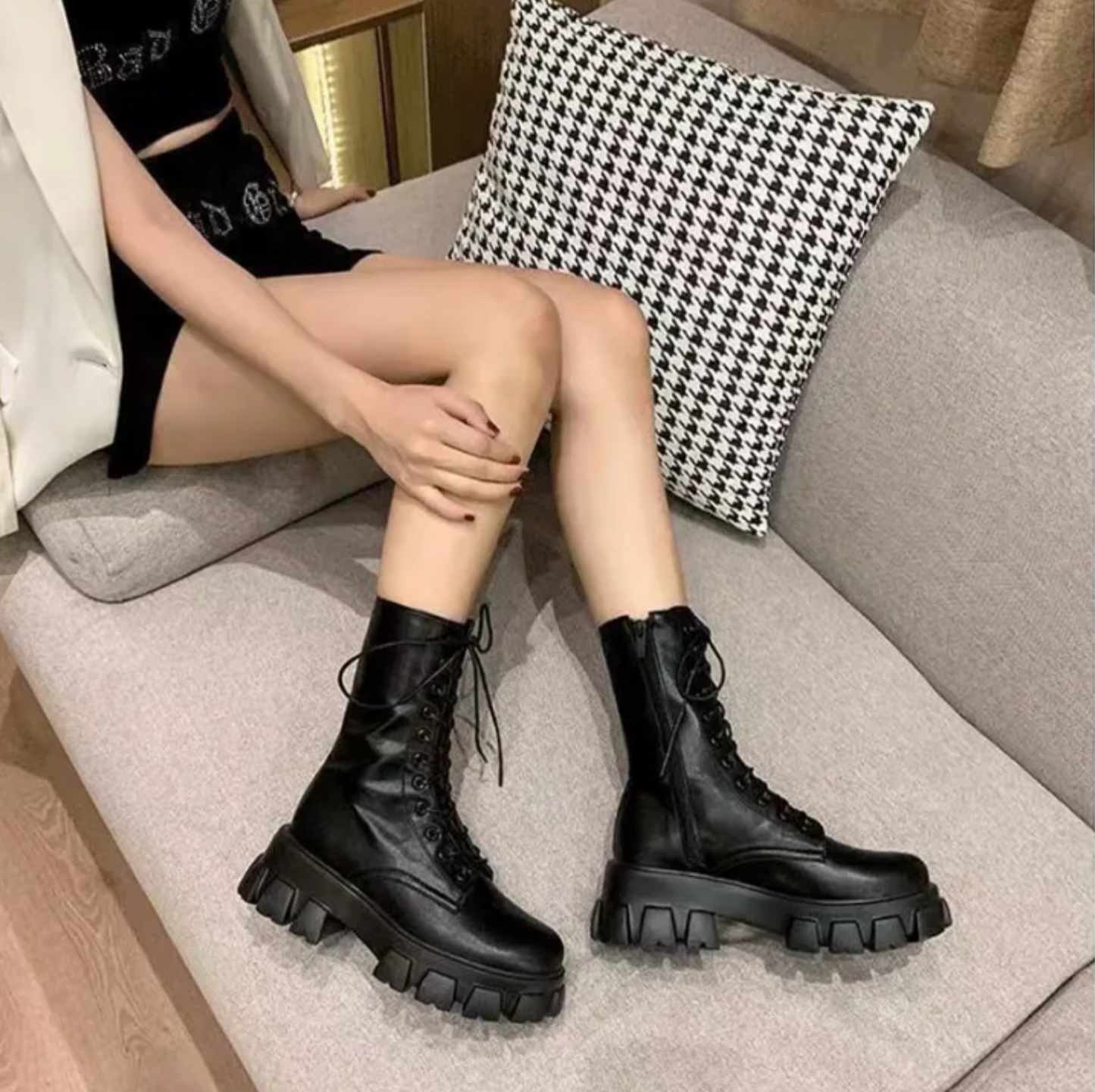 Cory – Lace-up Ankle Boots