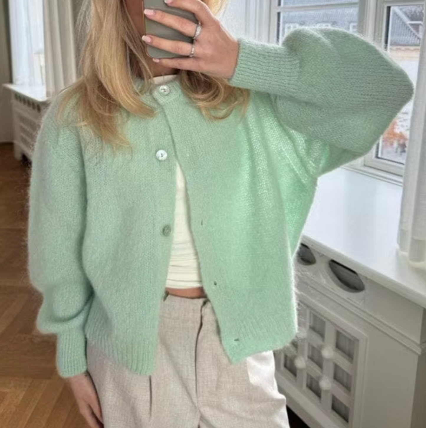 Irina – Knitted Cardigan With Buttons