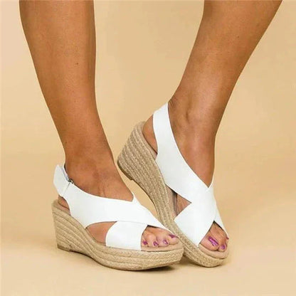 Nyx – Stylish wedge sandals