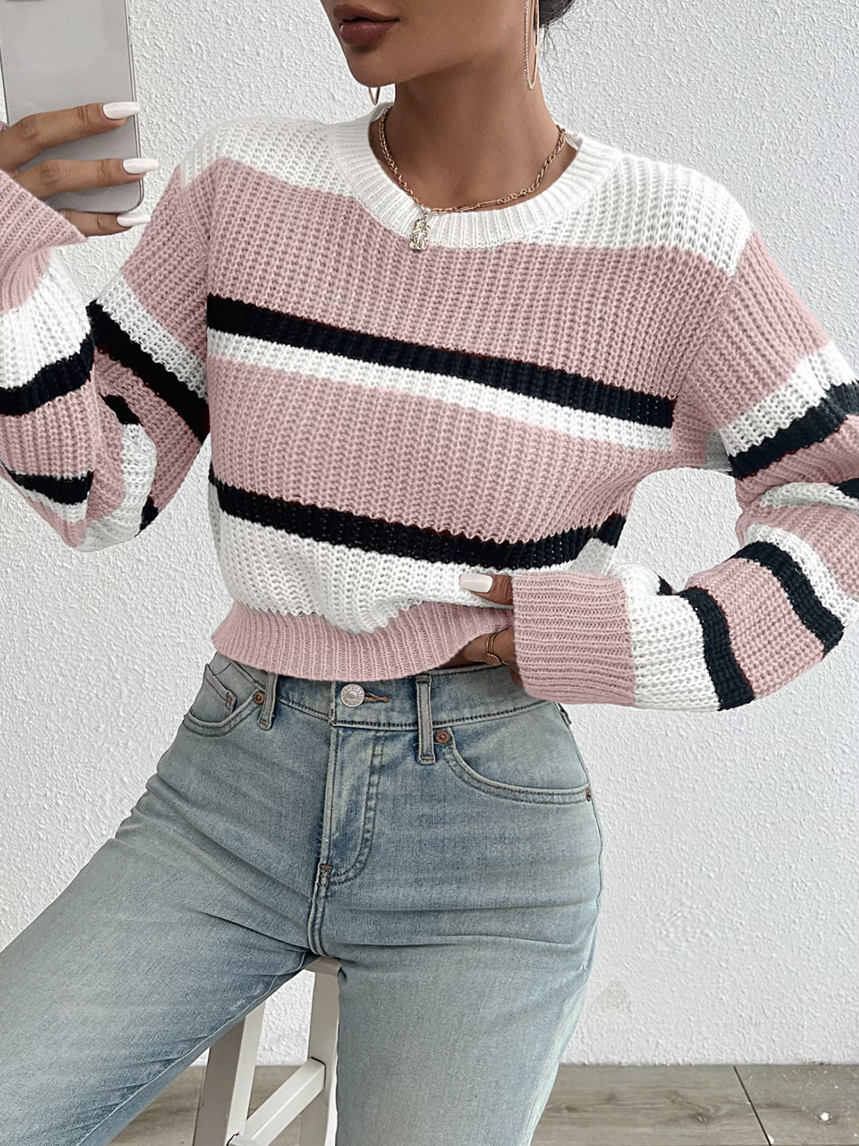 Azalea – Knitted Cropped Sweater