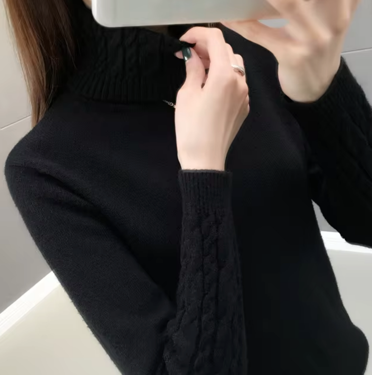 Jenna – Knitted Turtleneck Sweater