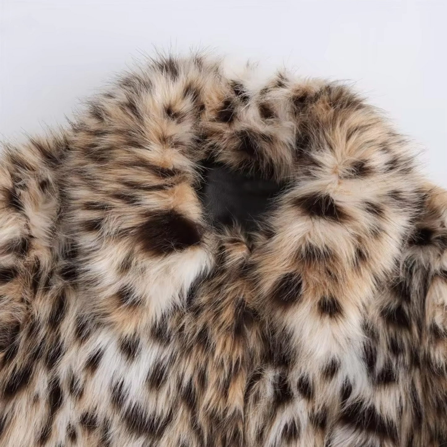 Mandisa – Leopard Print Fur Jacket