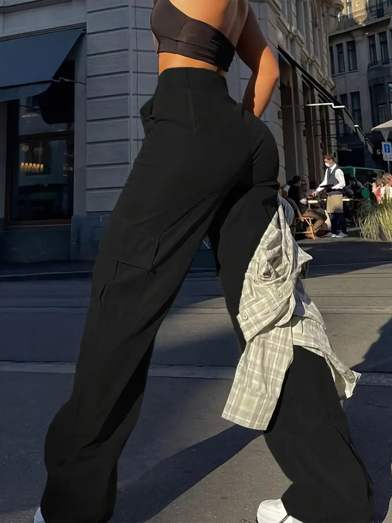 Hoa – High Waist Cargo Pants