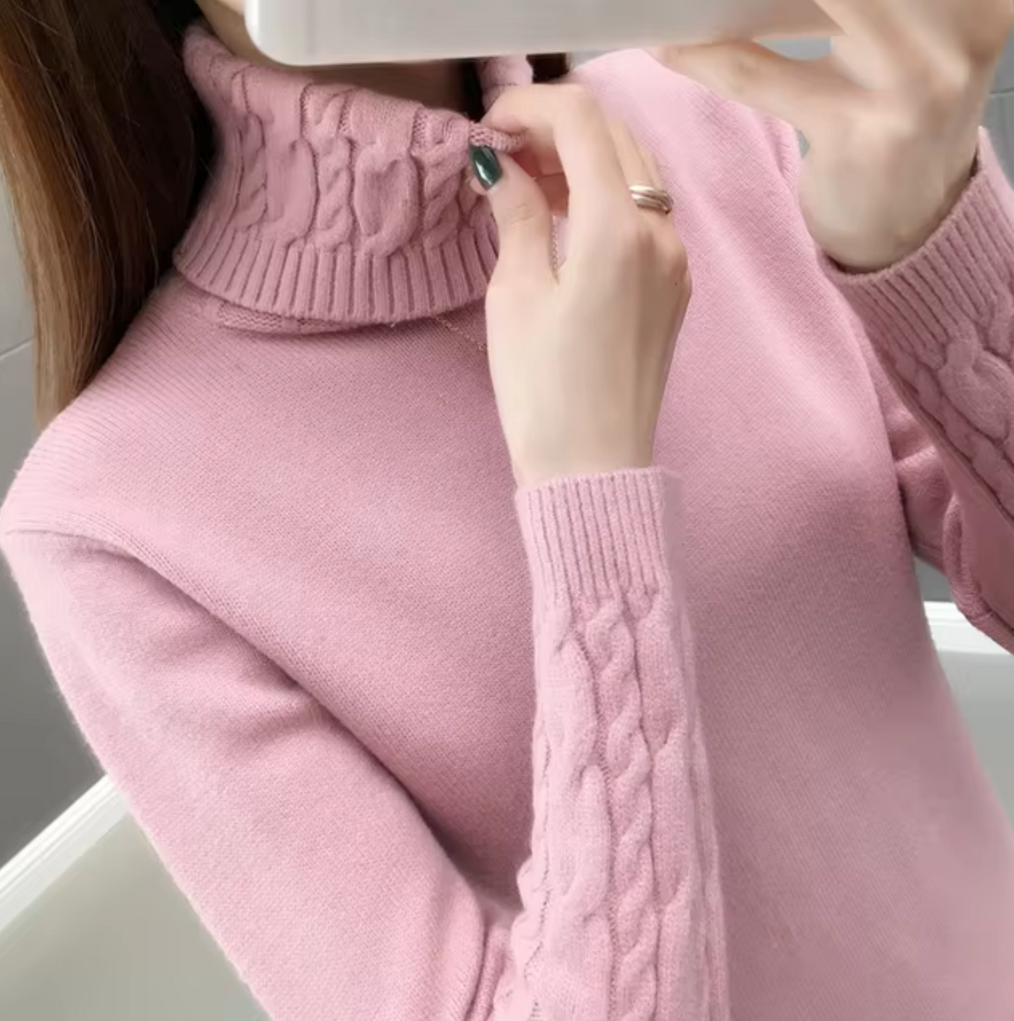 Jenna – Knitted Turtleneck Sweater