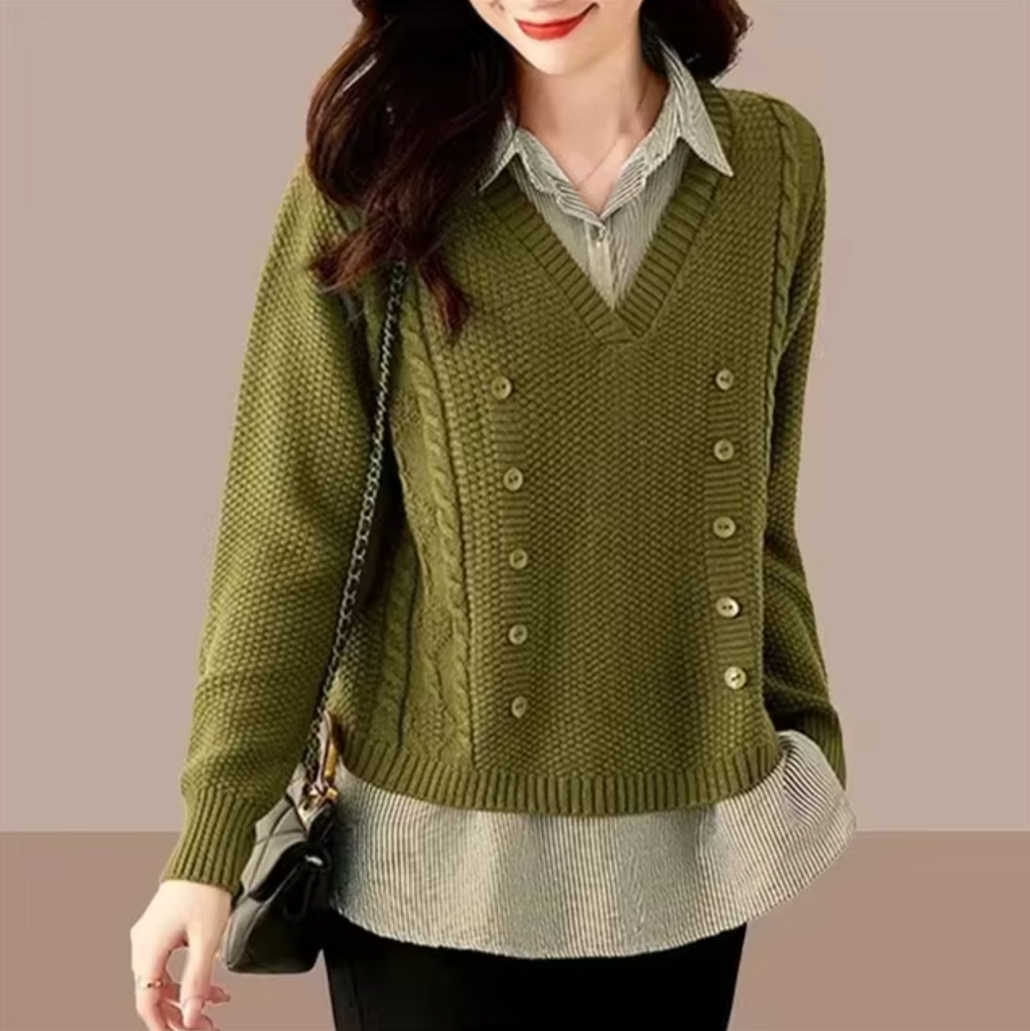 Minnie - Knitted V-neck Sweater with Collar