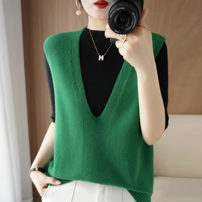 Chona – Knitted V-neck Vest