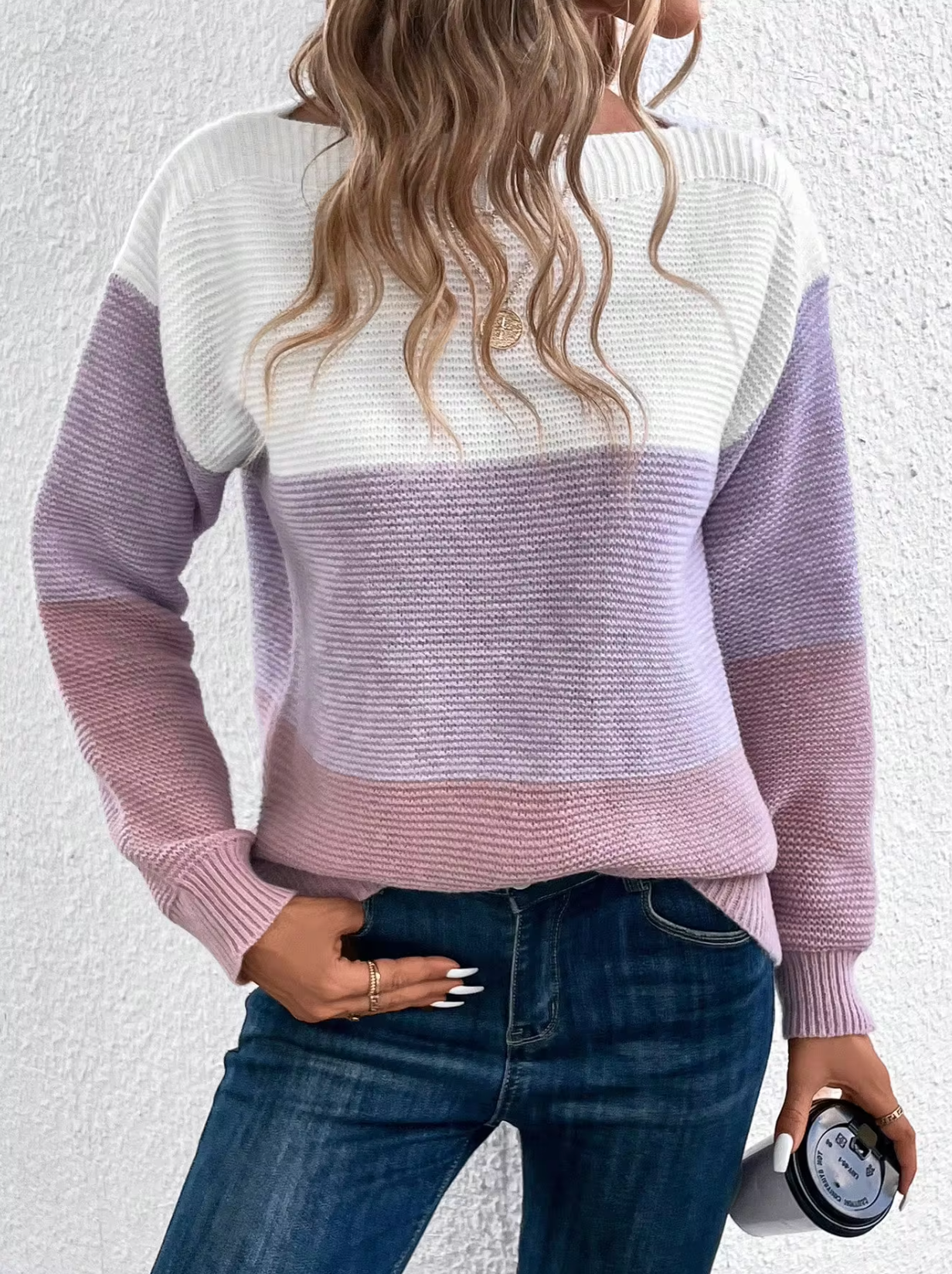 Winona – Elegant Tricolor Sweater