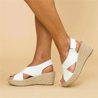 Nyx – Stylish wedge sandals