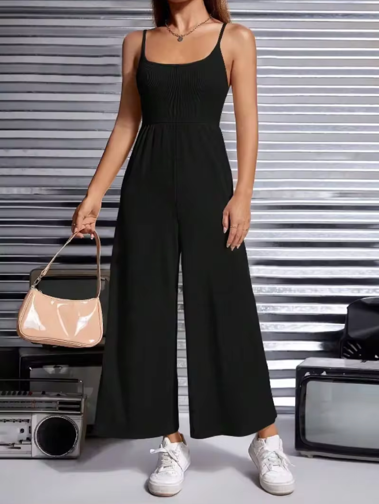 Janina - Round Neck Overall