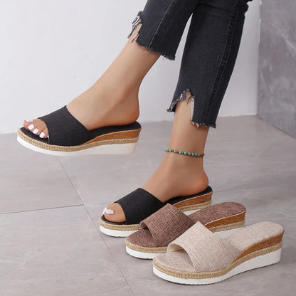 Jacy – Comfy Platform Sandals