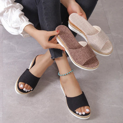 Jacy – Comfy Platform Sandals