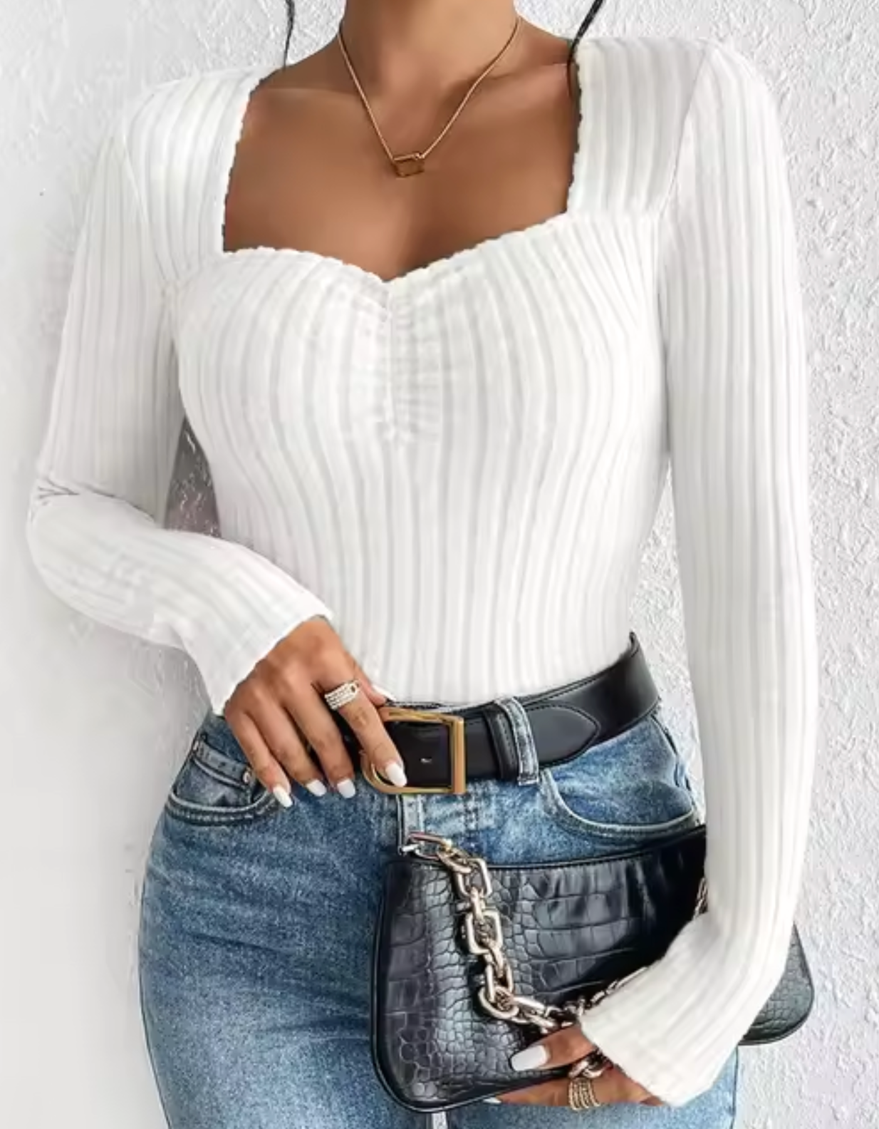 Lian – Elegant Knitted Rib Sweater