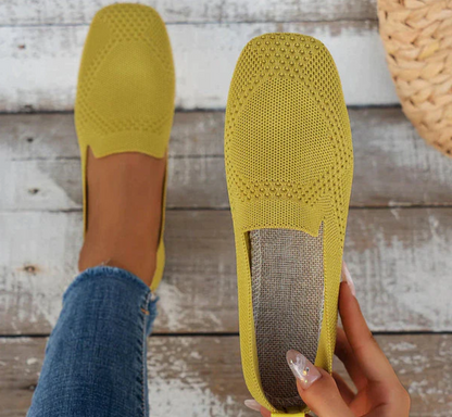 Vala – Comfortable Flat Knitted Shoes