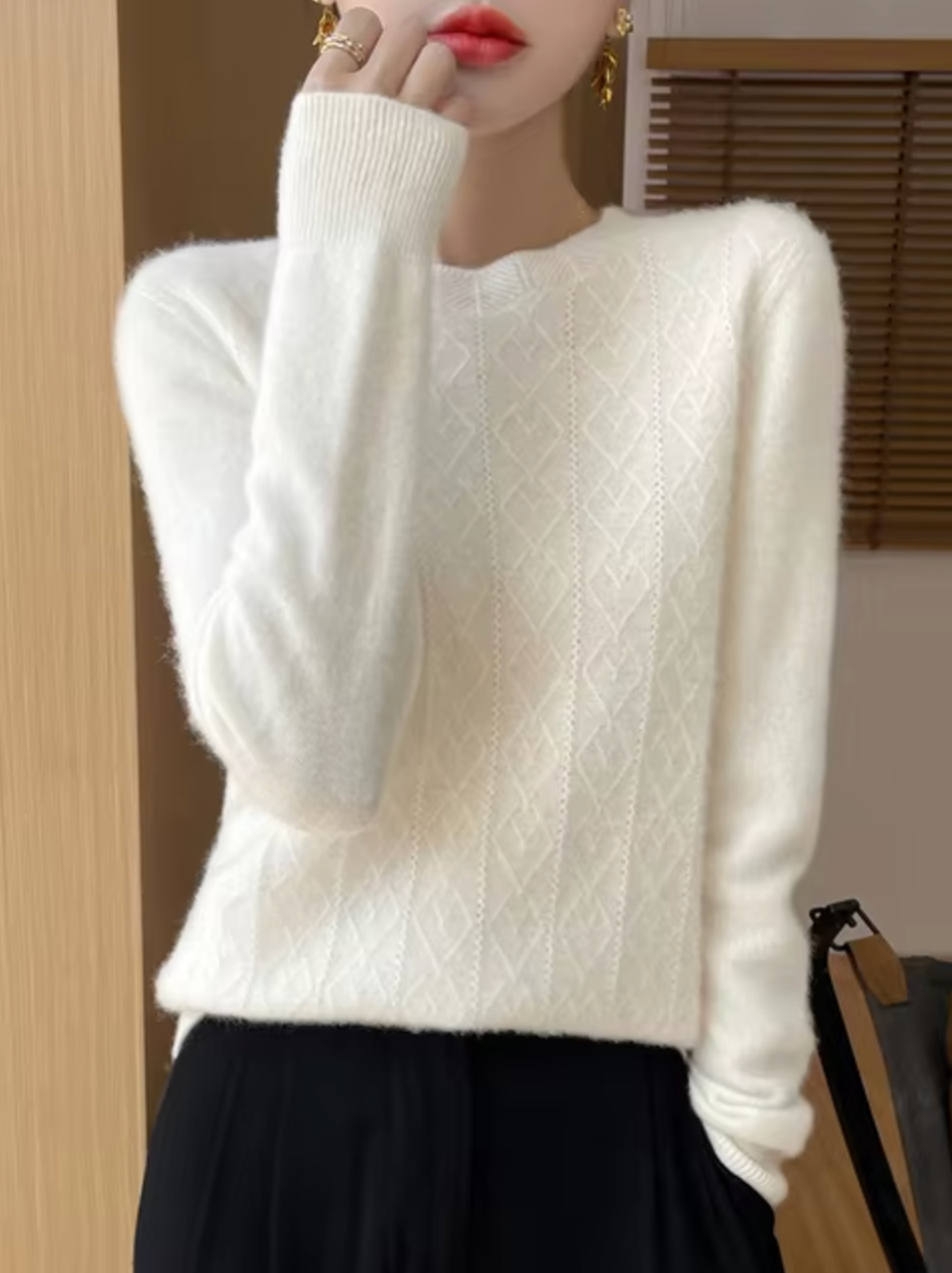 Akia – Cashmere Wool Knit Sweater