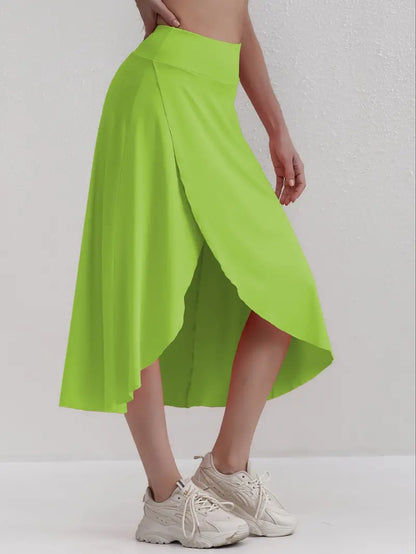 Calla – Sporty Asymmetric Slit Skirt