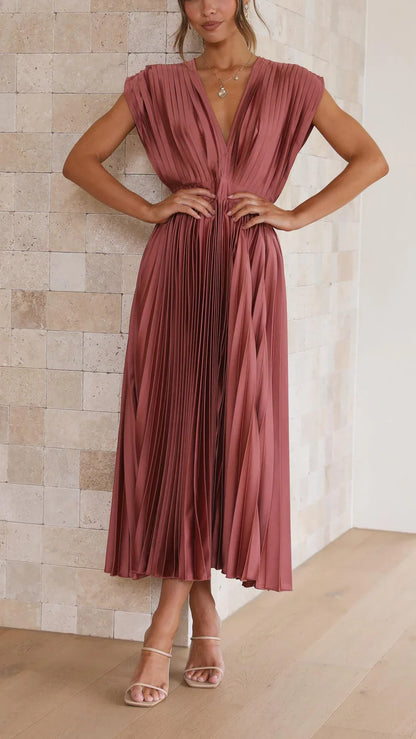 Eusebia – Elegant Pleated Dress