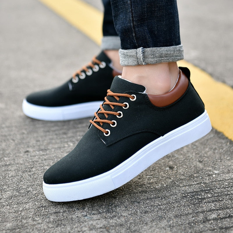 Danrick – Stylish Canvas Sneakers