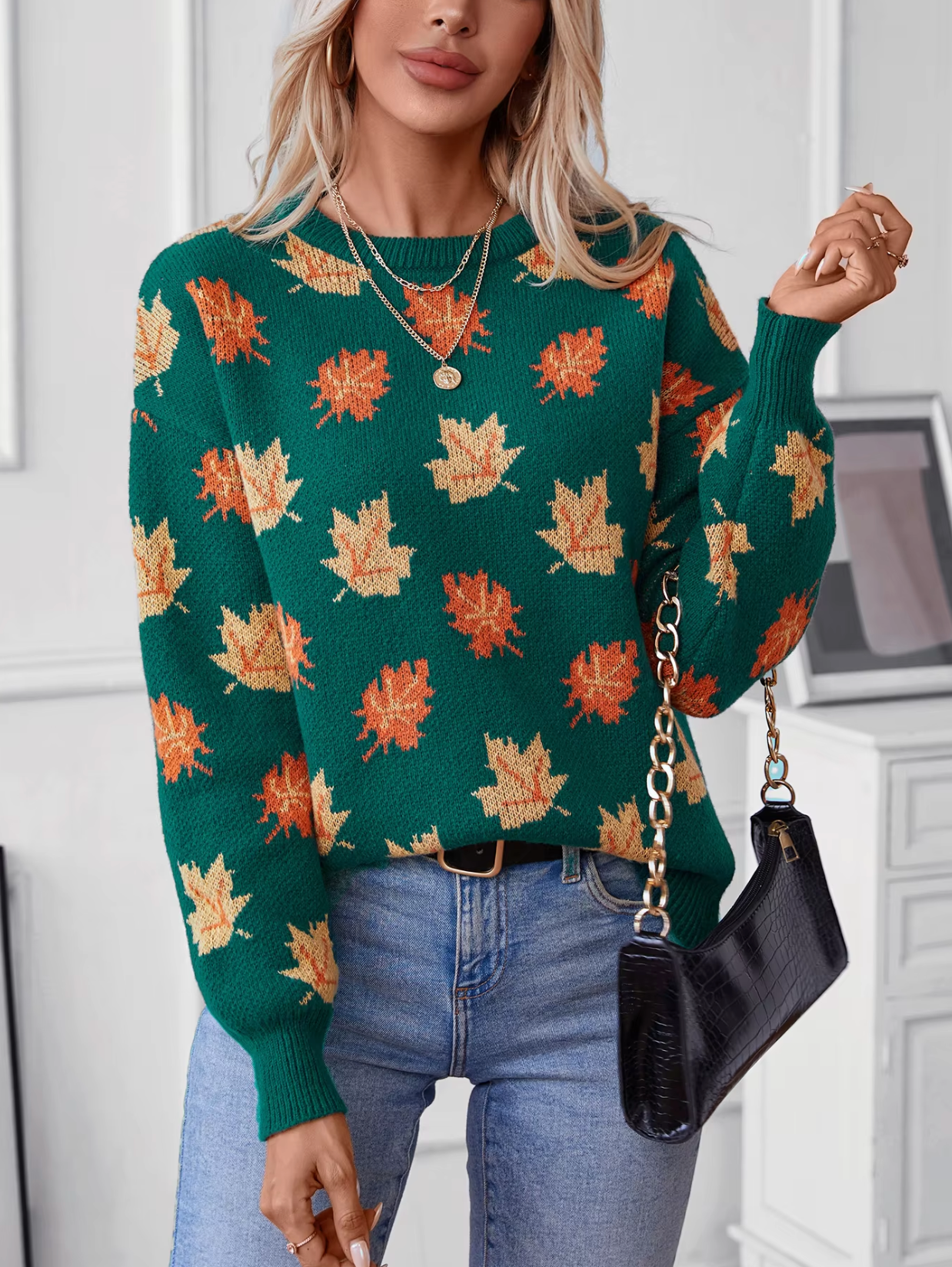 Almira – Knitted Sweater with Maple Leaf Pattern