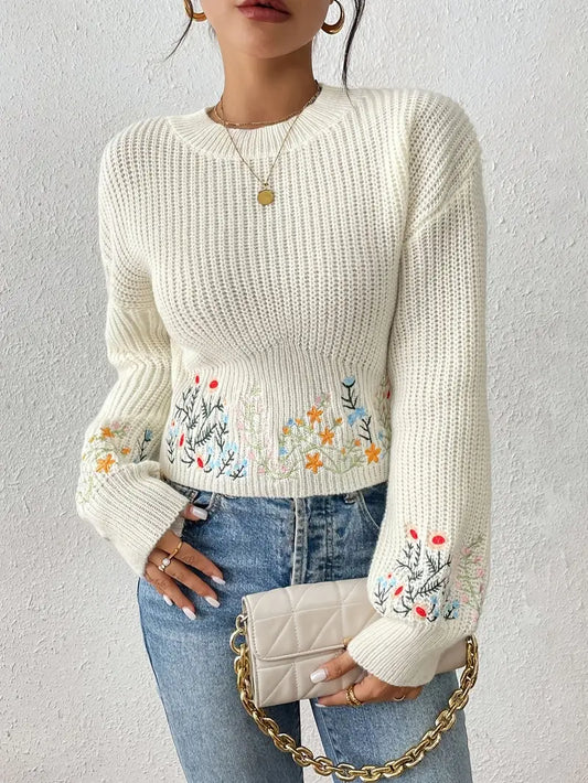 Leyla – Knitted Floral Embroidered Sweater