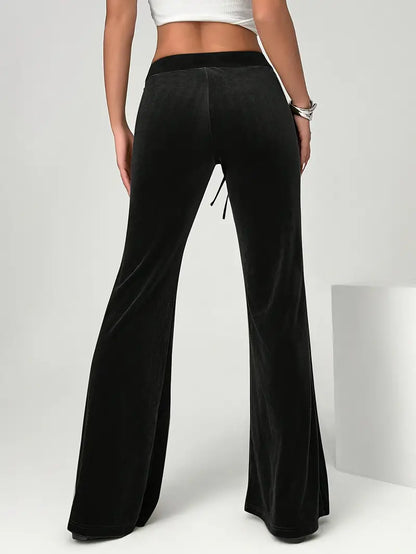 Elle – Velvet Fared Trousers