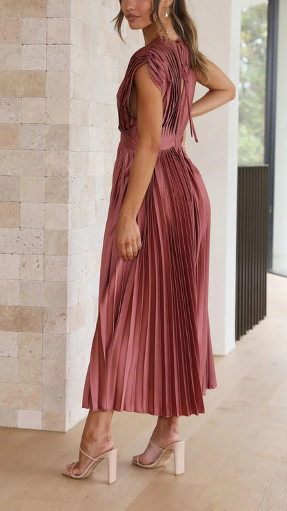 Eusebia – Elegant Pleated Dress