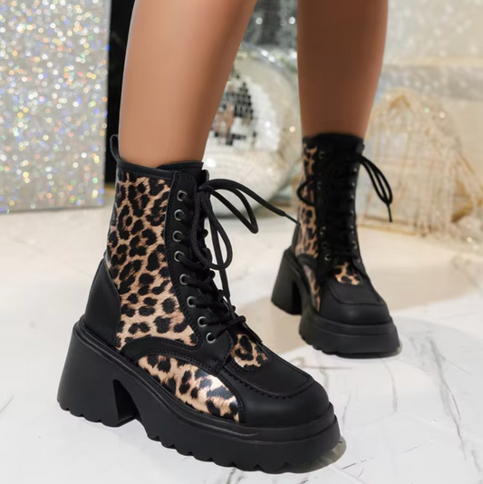 Whitney – High-Quality Boots with Chunky Heels