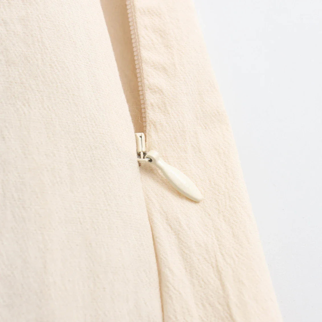 Geneva – Linen Pleated Skirt