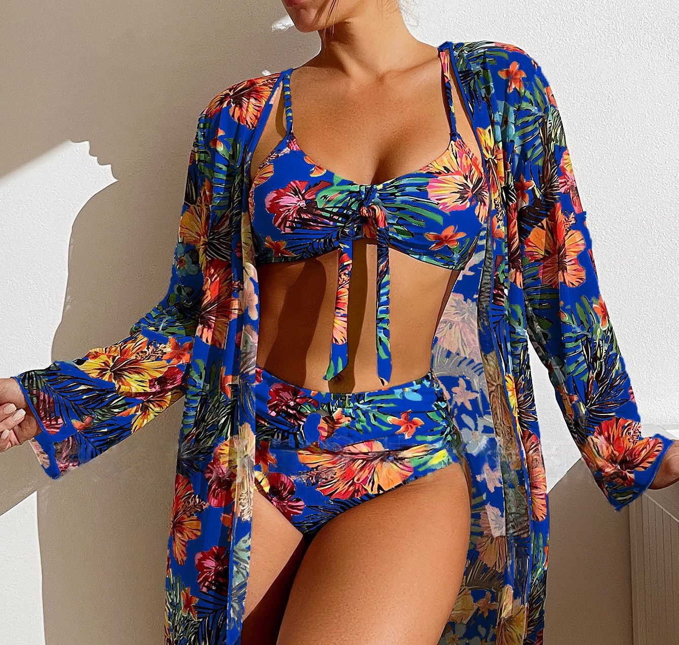 Lisa - Stylish bikini set for summer '24