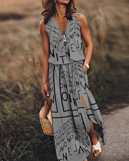 ADA - Dress with text print