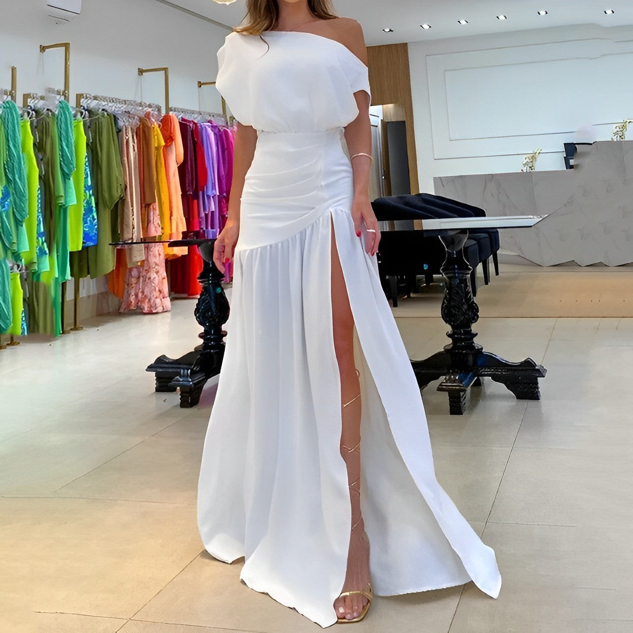 Hazl - Elegant Chique Dress