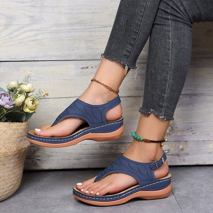 Aniek - Trendy orthopaedic sandals