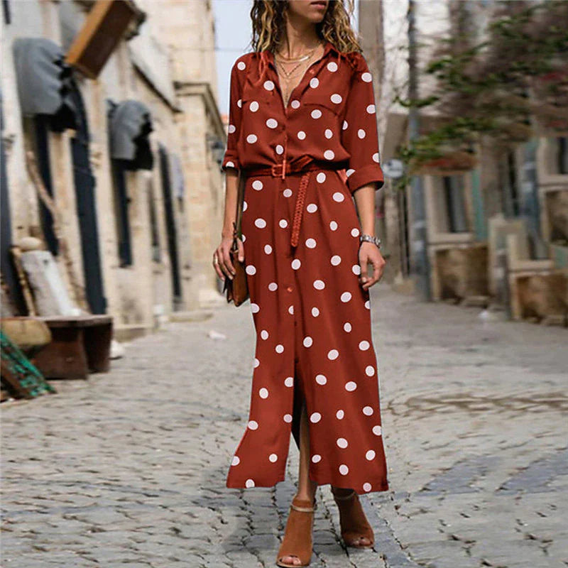 Freja - Fashionable dress with polka dots