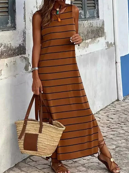 Julie - Elegant striped dress with split print